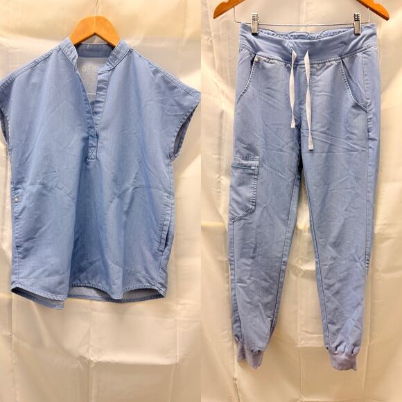 Figs Tops - FIGS Scrub Set Rafaela Top & Zamora Jogger Limited Edition Heather Indigo XXS